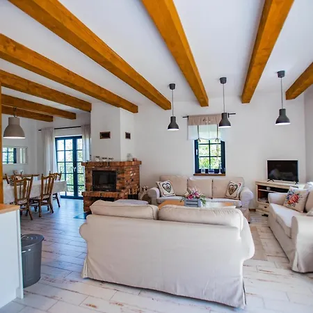 Chata Pri Belianskom Tajchu 펜션 *