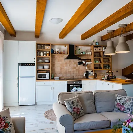 Chata Pri Belianskom Tajchu 펜션 Banská Štiavnica